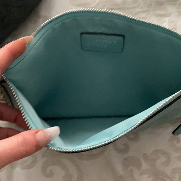 NWOT Summer and Rose studded clutch - Picture 4 of 4